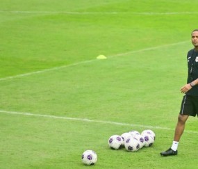 克鲁伊维特：我们将找出中国队的弱点并加以利用；争取通过定位球得分