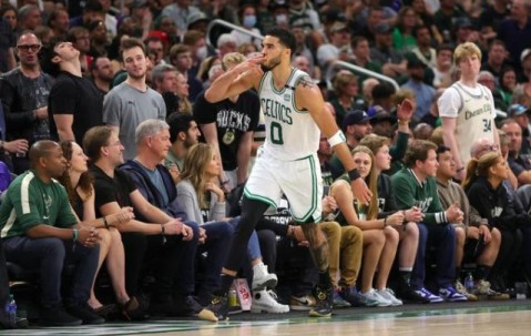 开云登录入口地址-波士顿热血仍未冷 花园球馆静待系列赛抢七