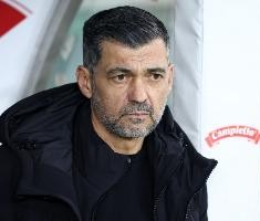 开云电子-孔塞桑：我的未来？哈哈，外界对我缺乏基本尊重 我会尝试拿双冠