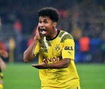 开云体育app-阿德耶米：巴萨在某些时候显得力不从心，这就是我在球场上的感觉