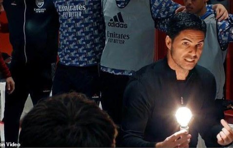 开云登录入口地址-阿尔特塔花式打鸡血，铸造沉着冷血的阿森纳